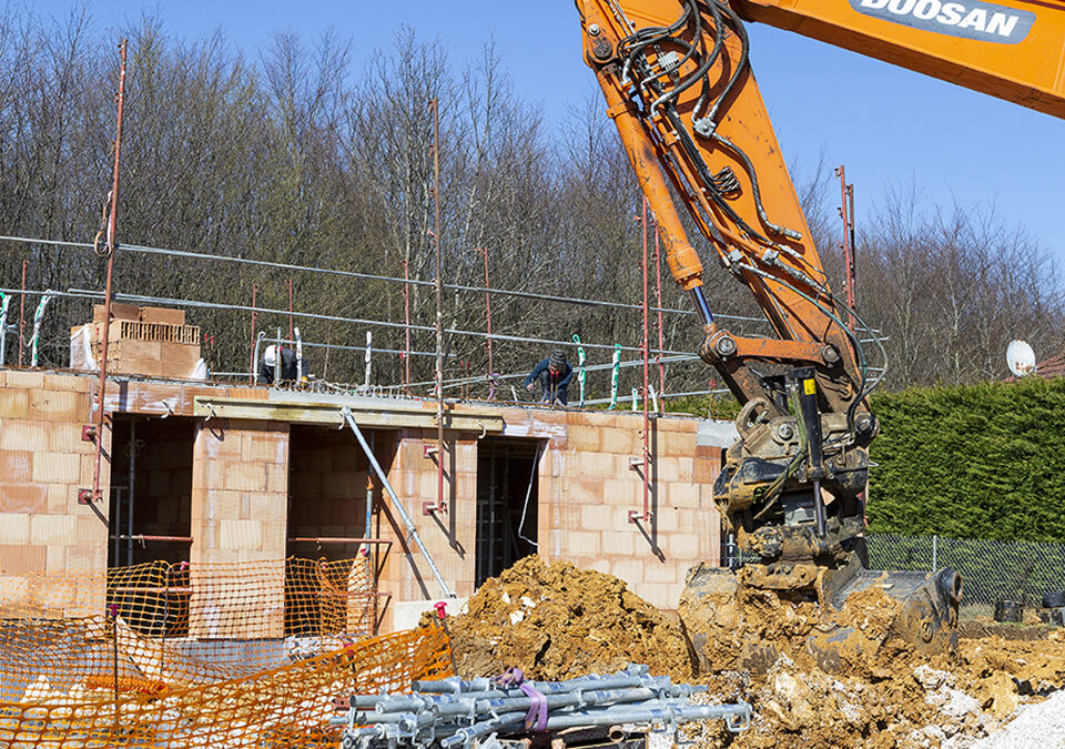 Maçon à Saint-Vit : un professionnel à disposition !