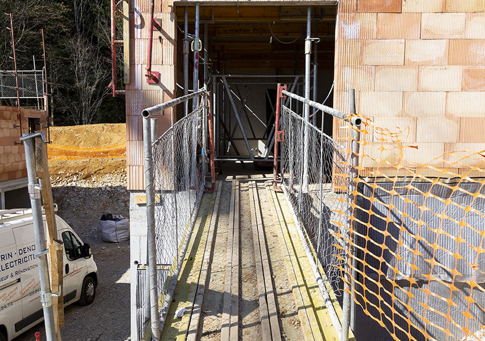 Maçonnerie extérieure à Saint-Vit : des structures solides !